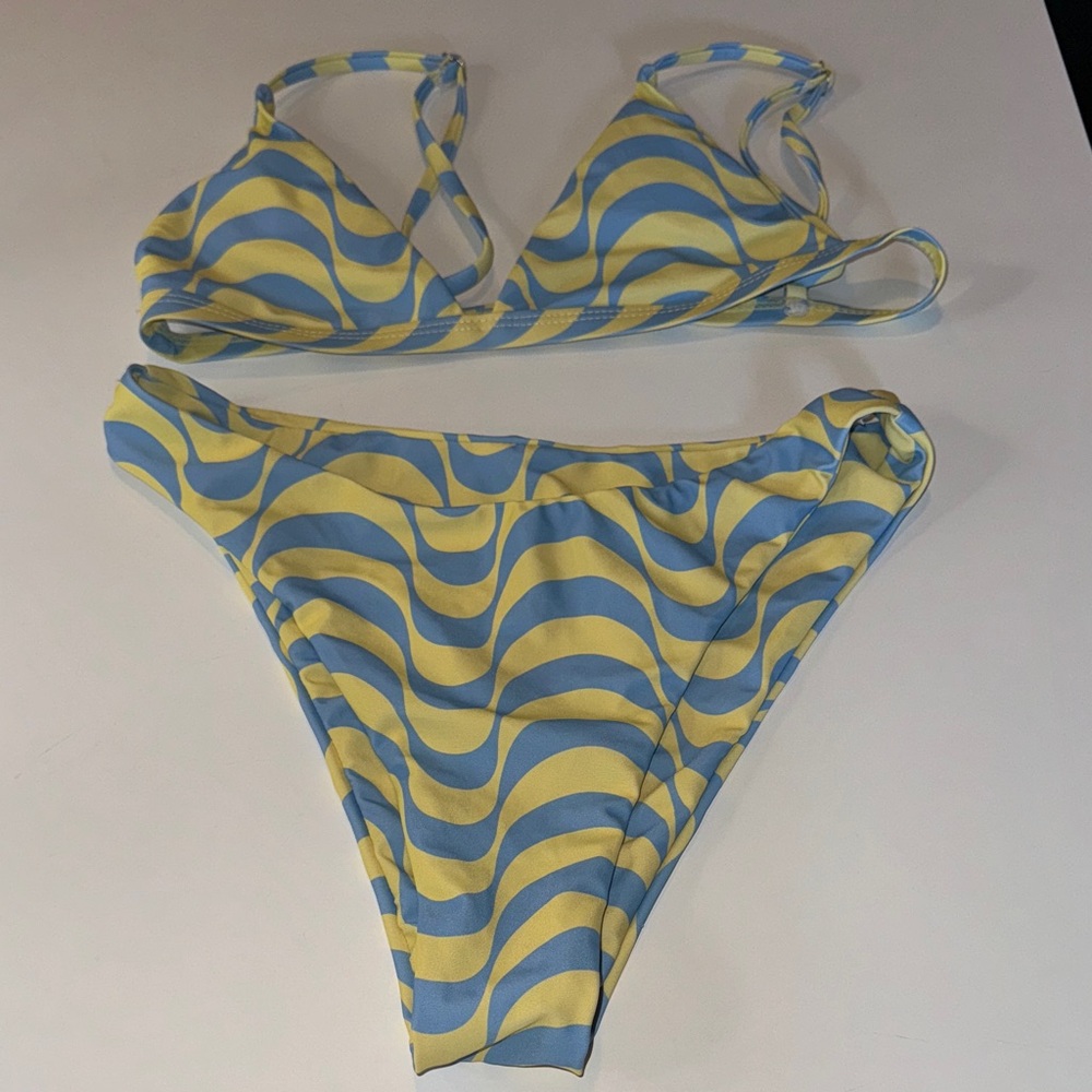 Wave Pattern Bikini in Blue and Yellow